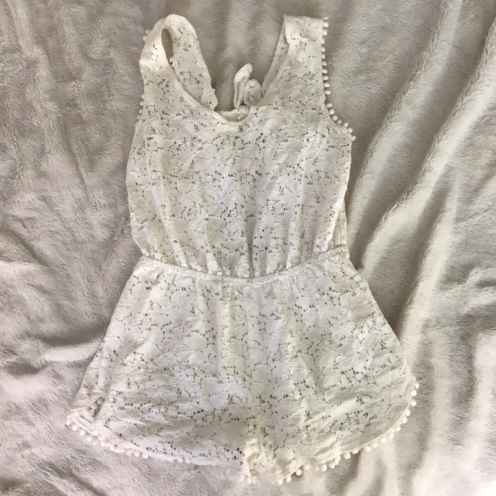 Super cute romper!